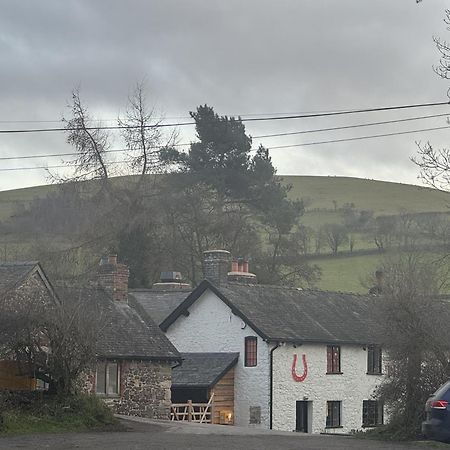 Bed and Breakfast The Bridges Ratlinghope Exteriér fotografie